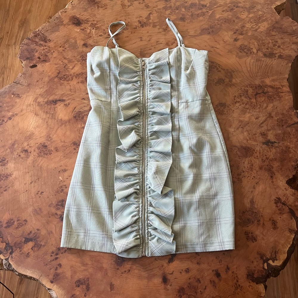 NWT ruffle front dress, sun dress, mini dress, plaid dress
